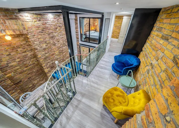 شقة Center Loft Haven: Modern Elegance *