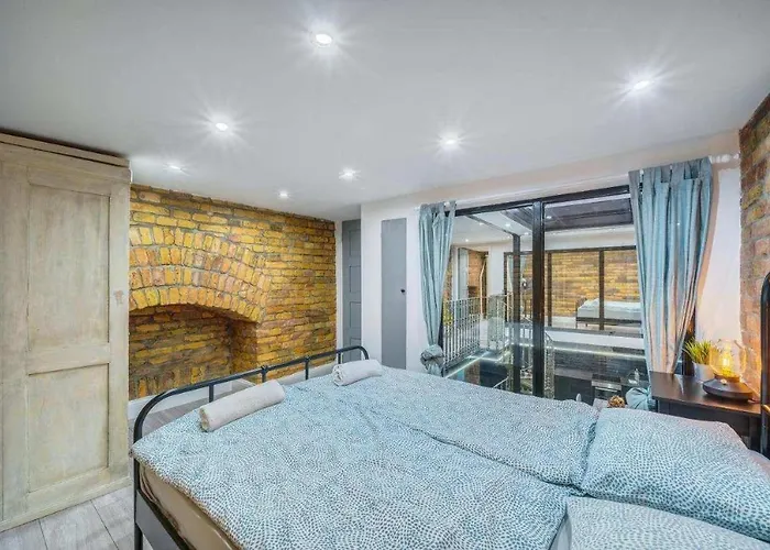 Appartement Center Loft Haven: Modern Elegance *