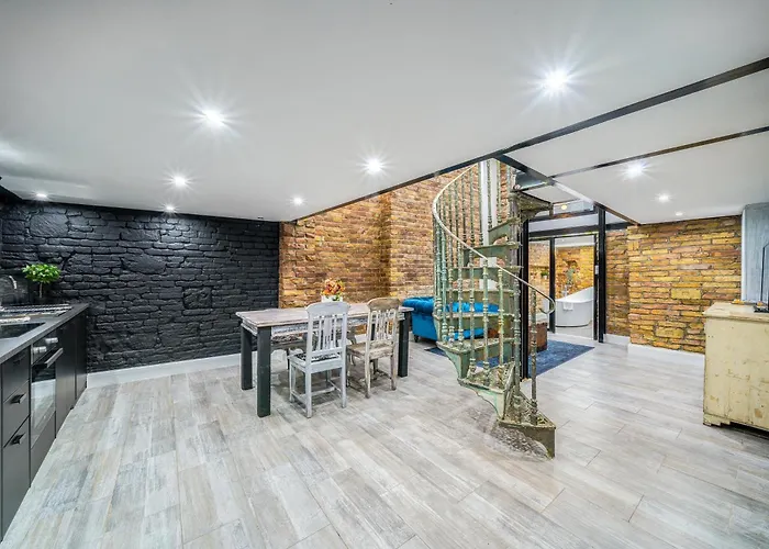 Apartamento Center Loft Haven: Modern Elegance Budapeste