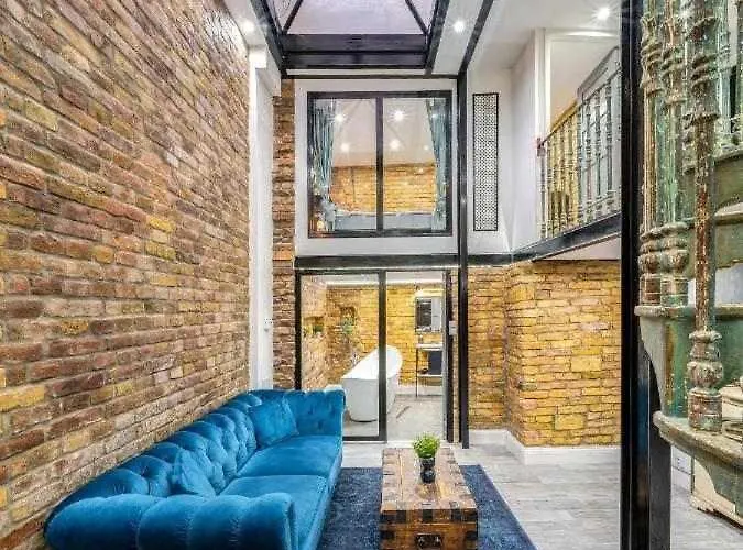 Center Loft Haven: Modern Elegance Budapeste